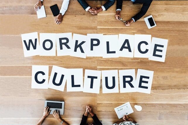 Understanding Workplace Culture: The Dynamics of Collectivism vs Individualism